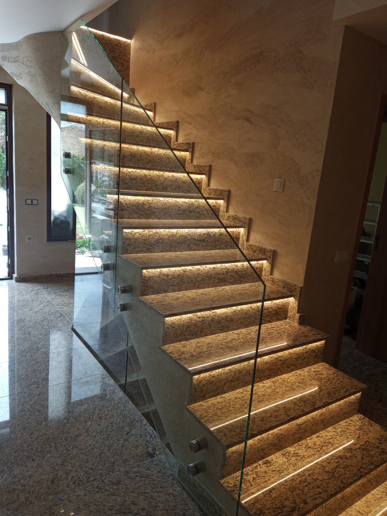 Стъклени парапети perfectglass.bg